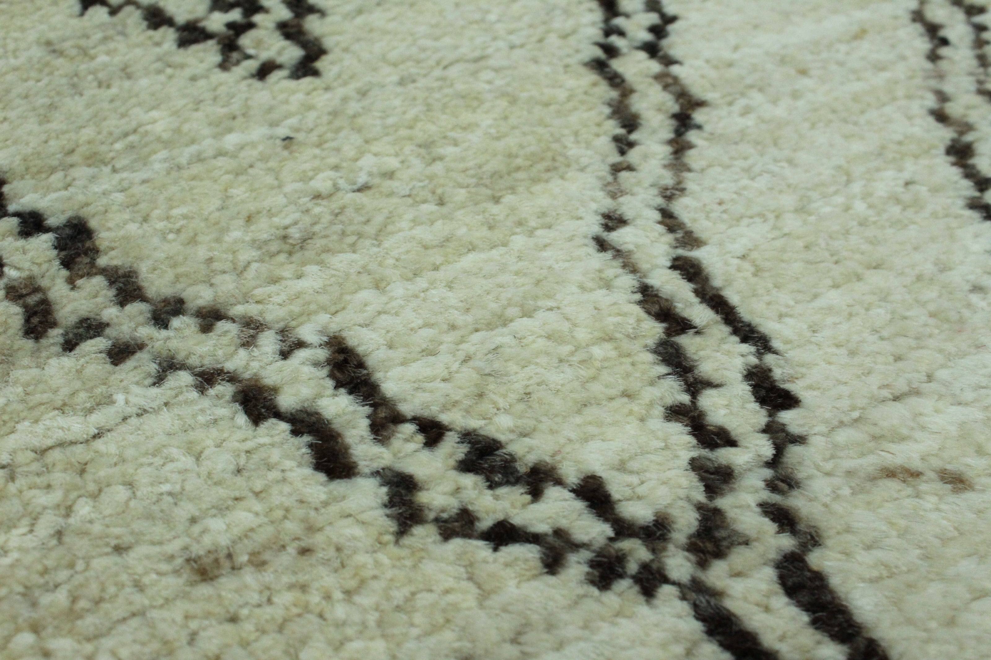 Moroccan Rug - 226 cm x 155 cm