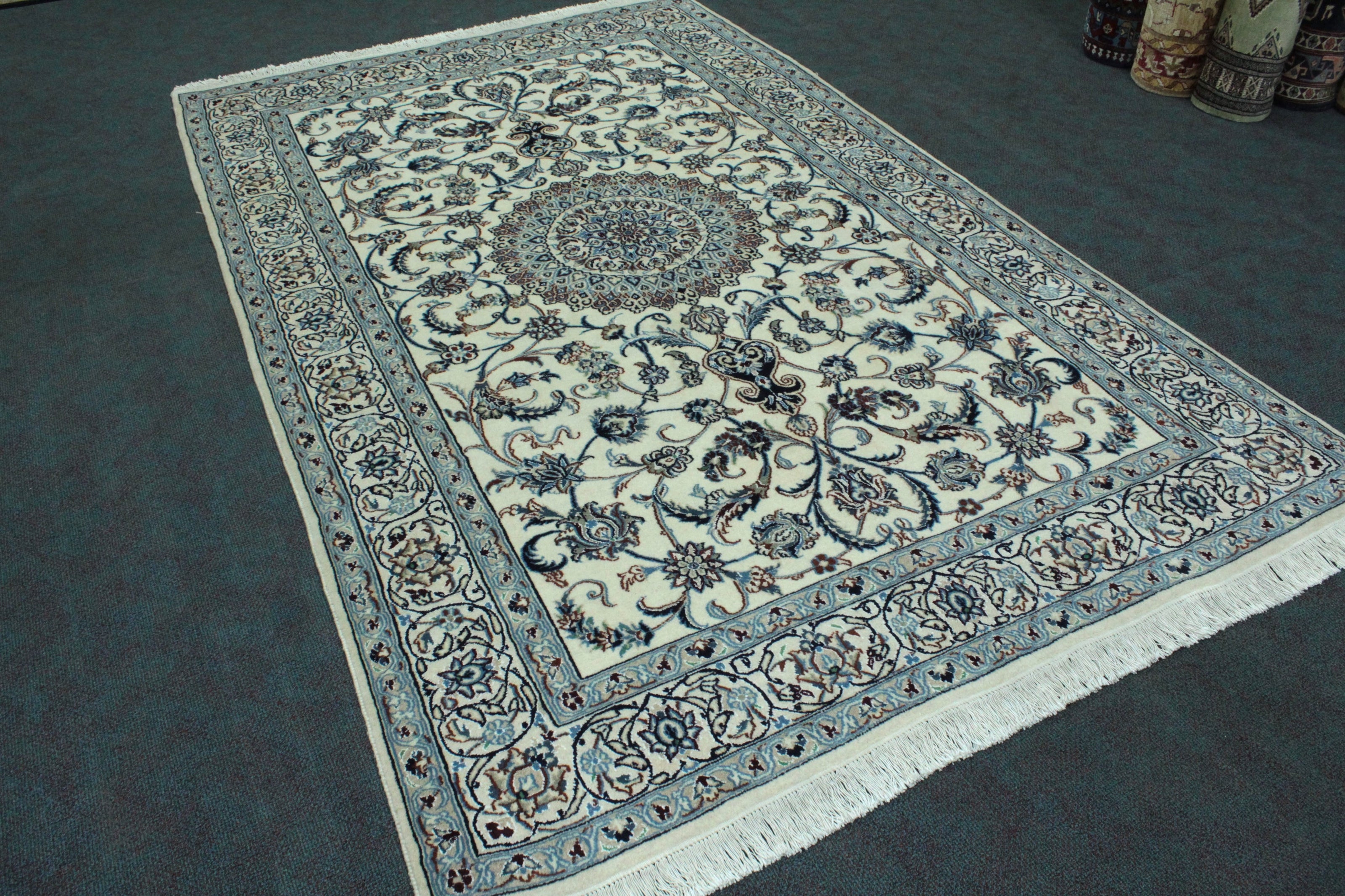 Nain Rug  - 300 cm x 200 cm