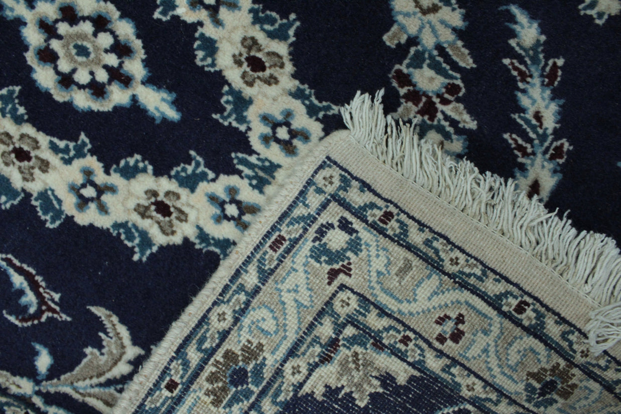 Nain Rug  - 300 cm x 68 cm