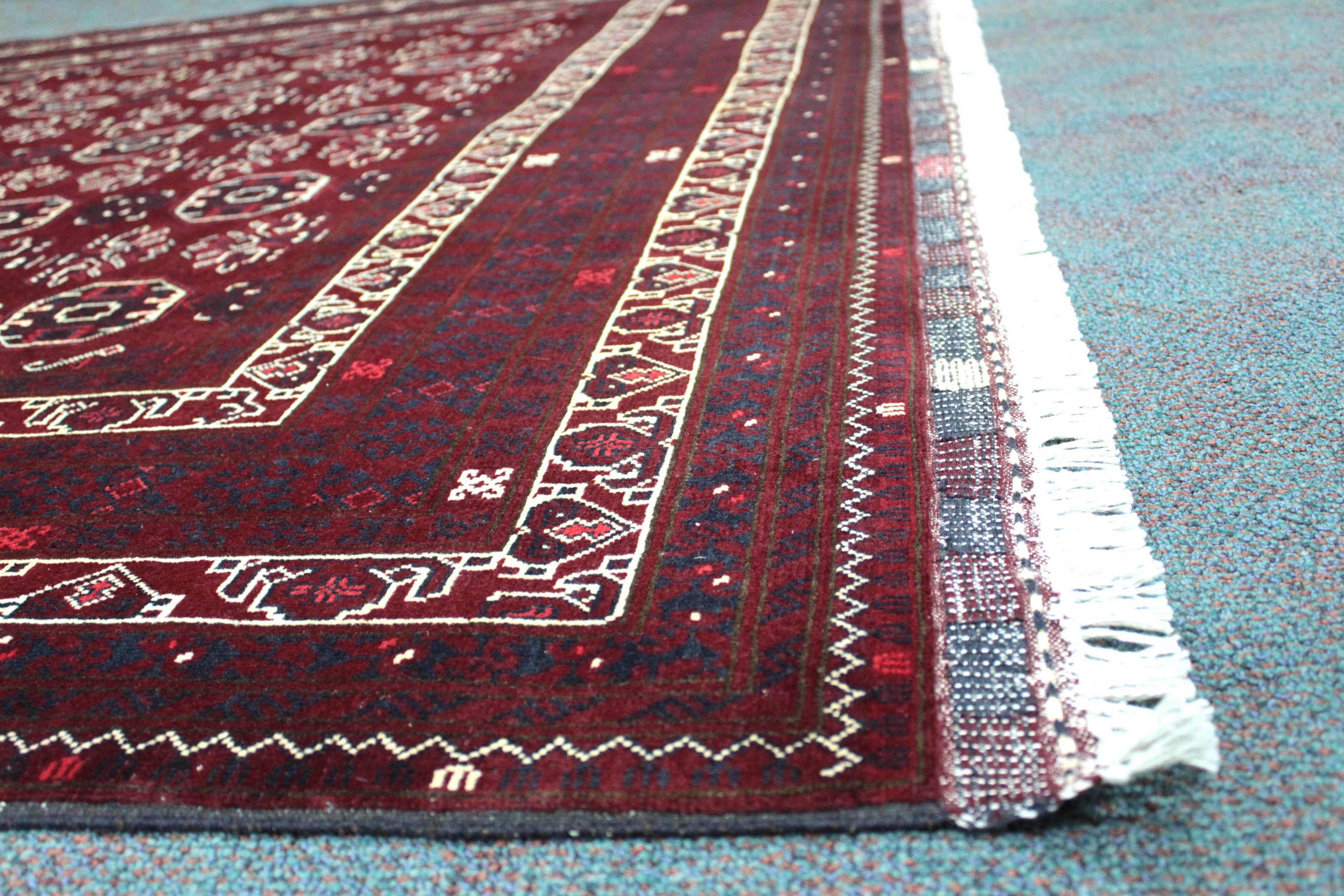Roshnai Rug  - 290 cm x 204 cm