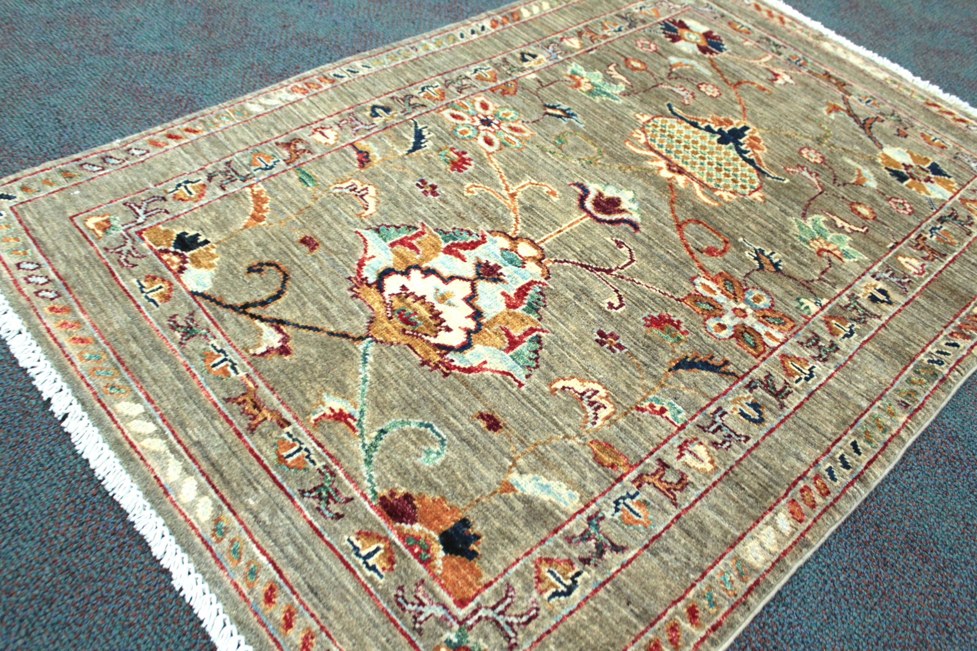 Sultani Rug - 120 cm x 85 cm