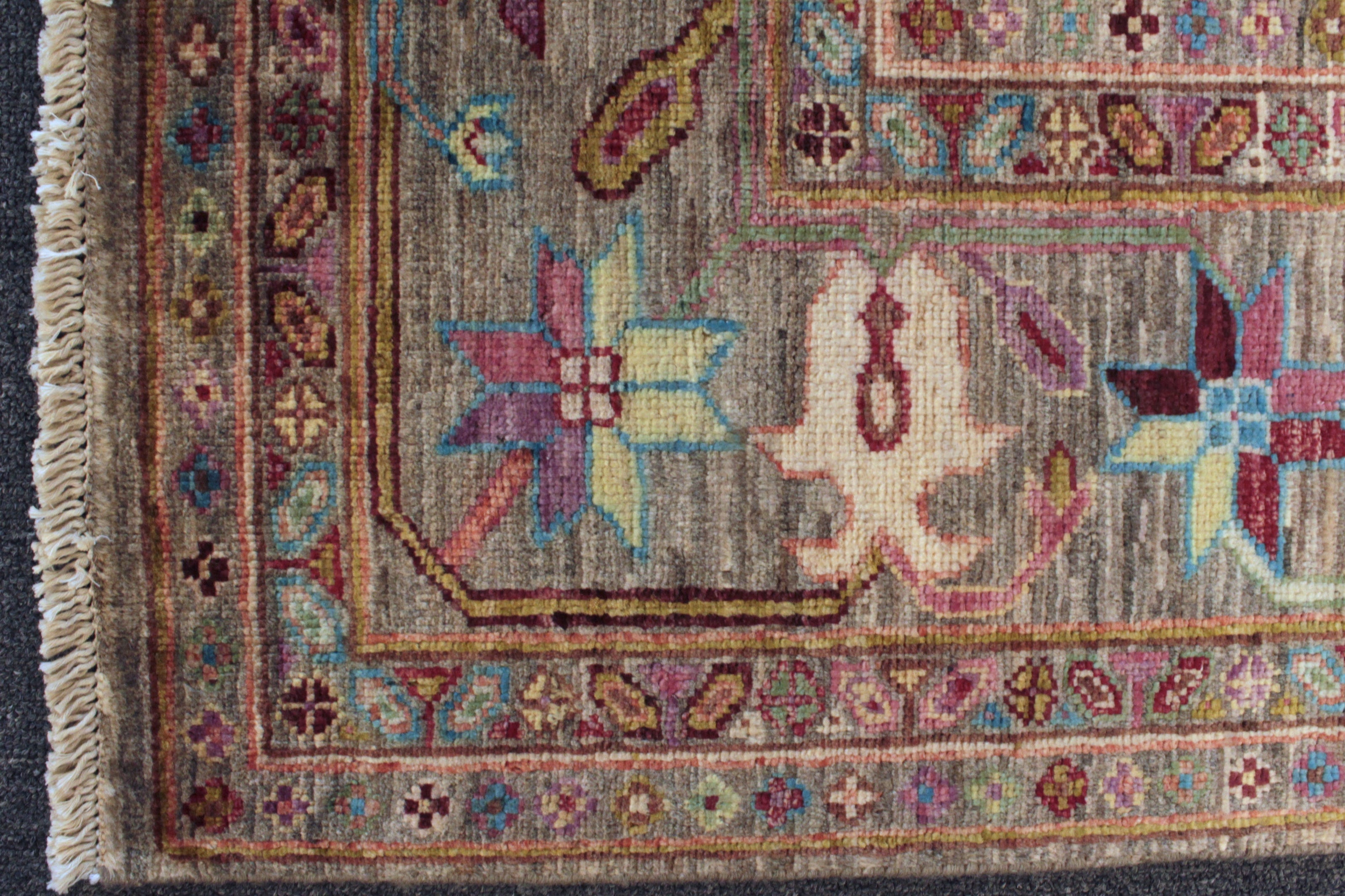 Super Kazak Rug - 234 cm x 173 cm
