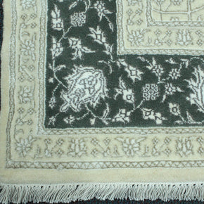 Ziegler Rug - 240 cm x 167 cm