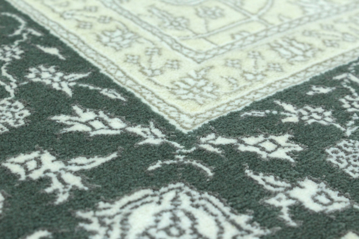 Ziegler Rug - 240 cm x 167 cm