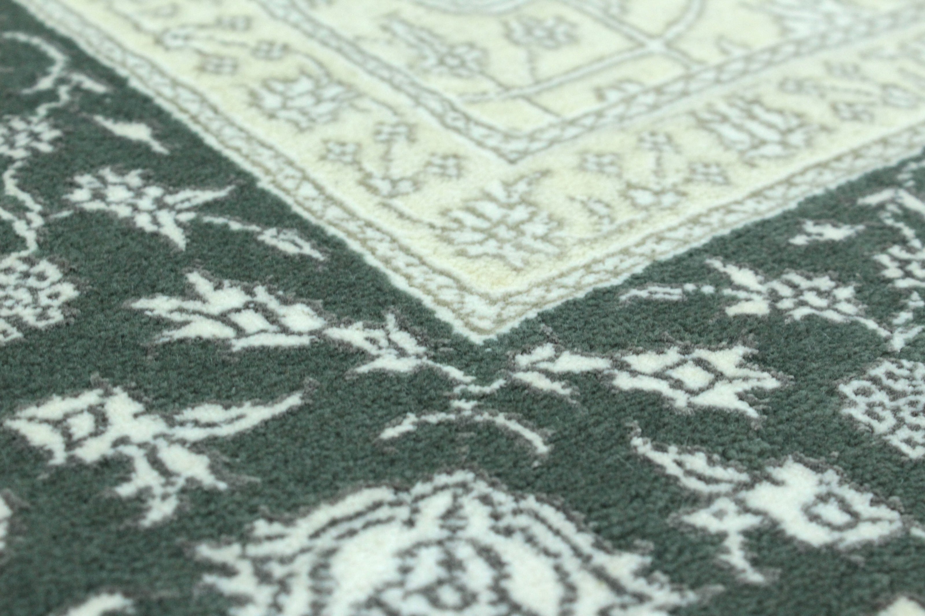 Ziegler Rug - 240 cm x 167 cm